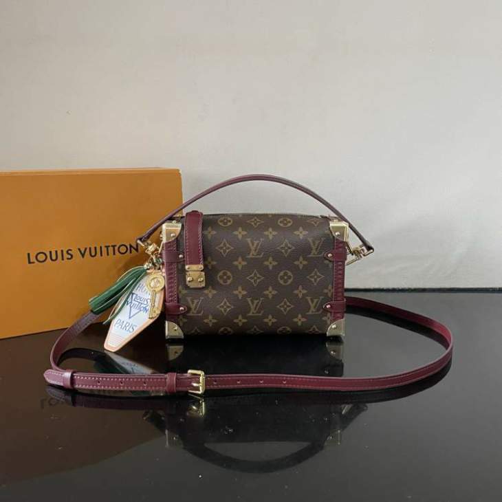 Picture of Louis Vuitton Handbags _SKUfw239242223fw